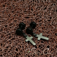 Черные серьги вкрутки из медицинской стали "Крестики"